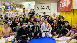 Inside 九龍柔術旺角館 KLNBJJ MONGKOK academy