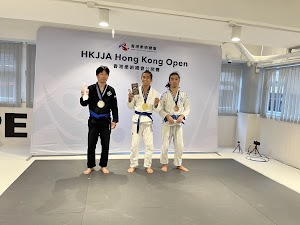 Inside 九龍柔術旺角館 KLNBJJ MONGKOK academy