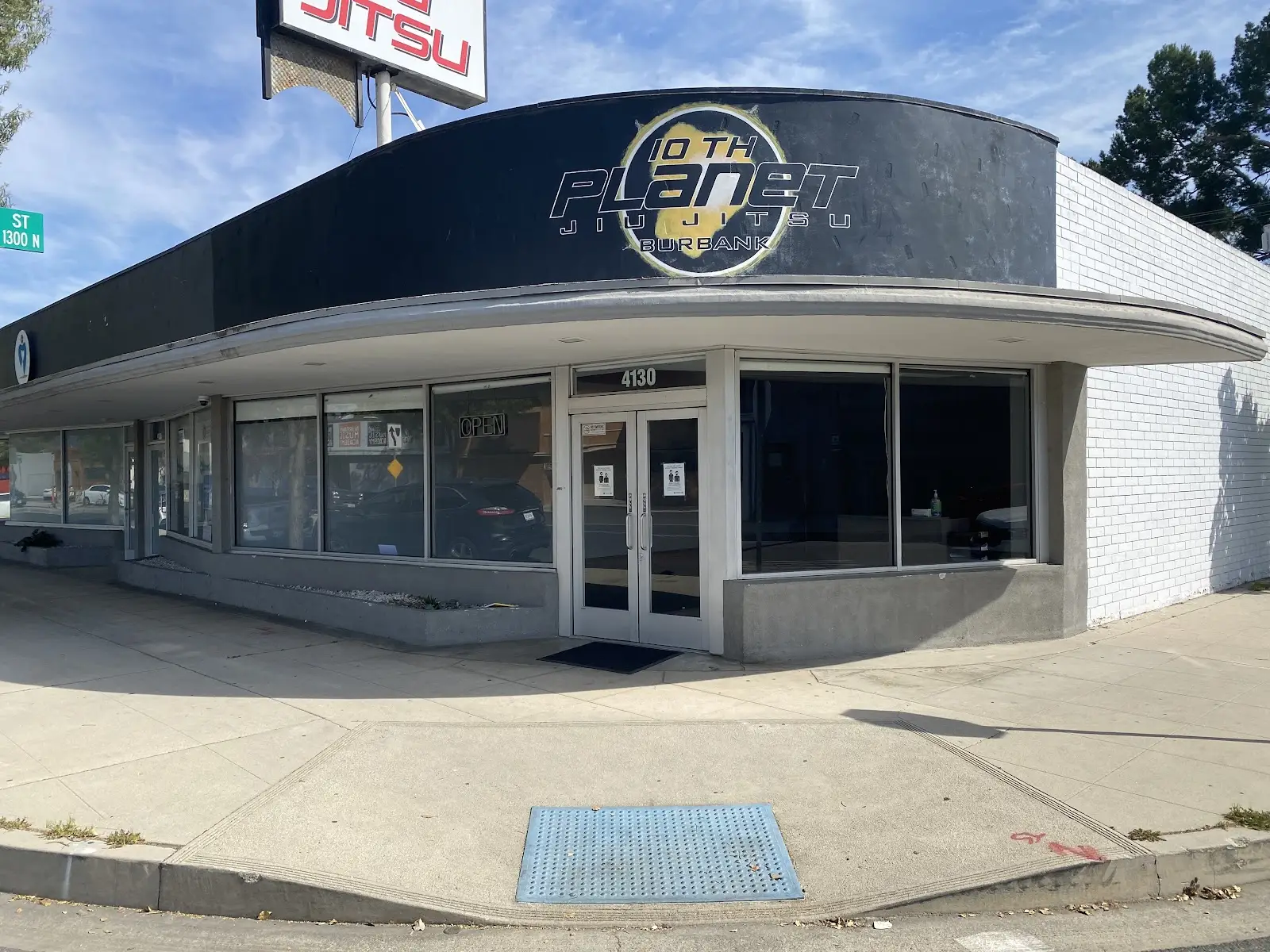 10th Planet Burbank