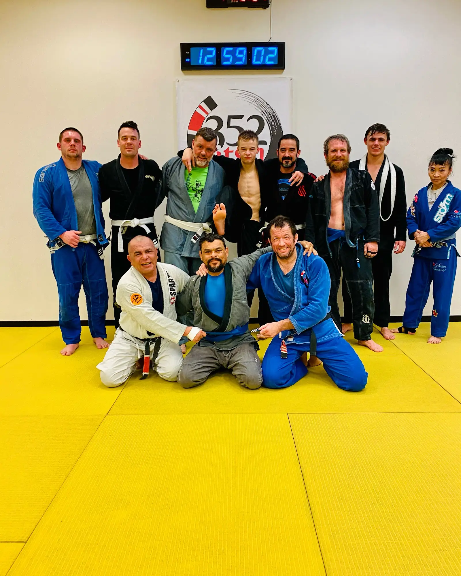 352 Jitsu