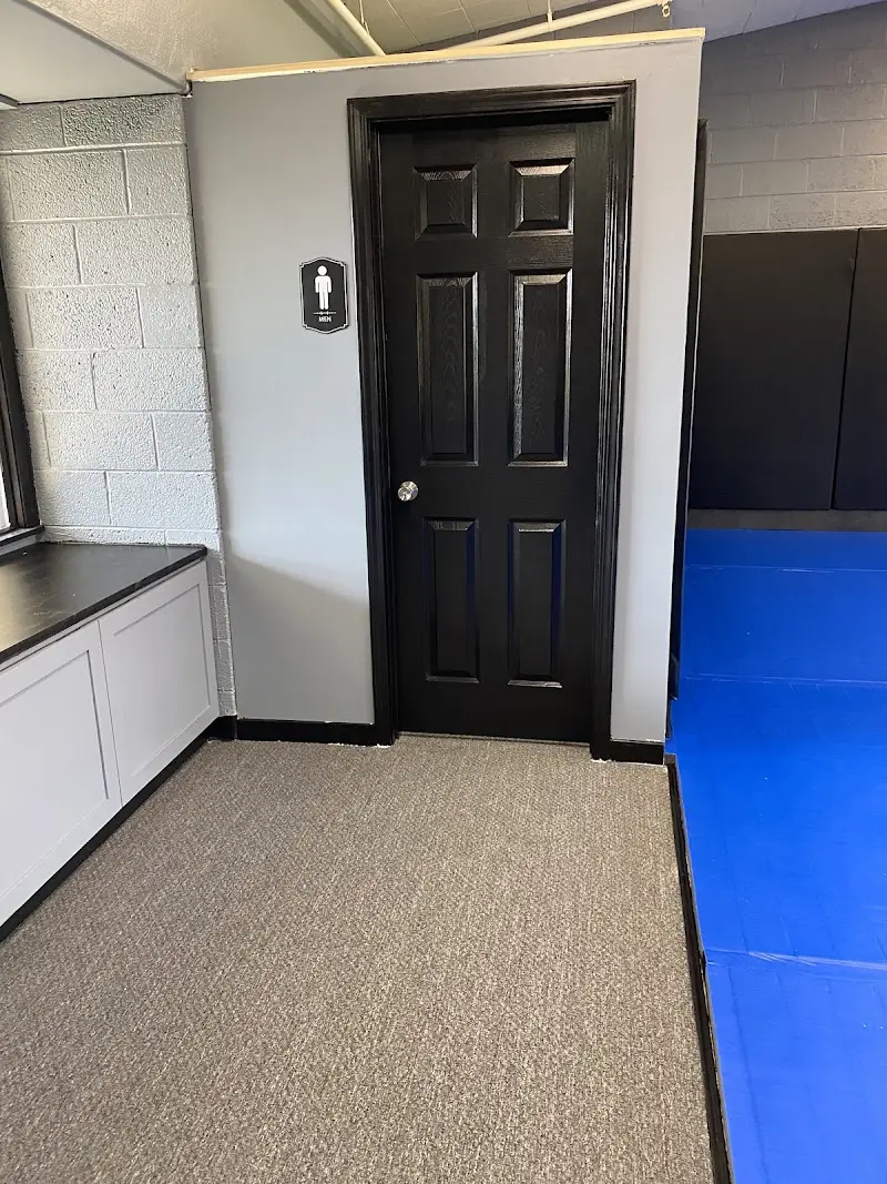 Bear’s Den Grappling Center * Jiu-Jitsu * Wrestling BJJ Academy - photo 2