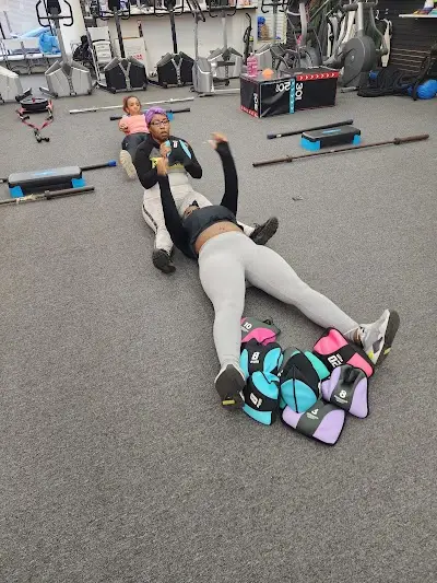 CombatZone Brazilian Jiu Jitsu and MMA BJJ Academy - photo 4