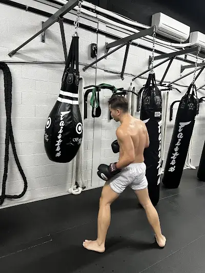 Elite Fight Club- Muay Thai, Kickboxing, Boxing, Mixed Martial Arts in Markham/Scarborough/Toronto BJJ Academy - photo 2