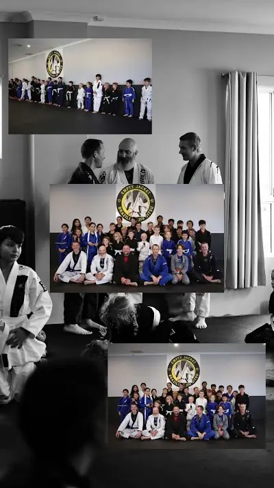Empty Jacket Brazilian Jiu Jitsu BJJ Academy - photo 2