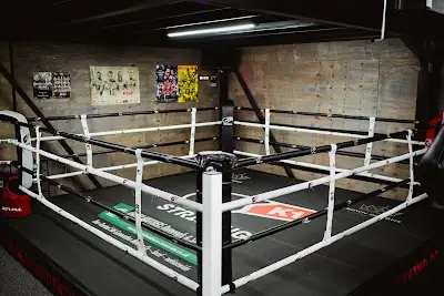 GK1STRIKING