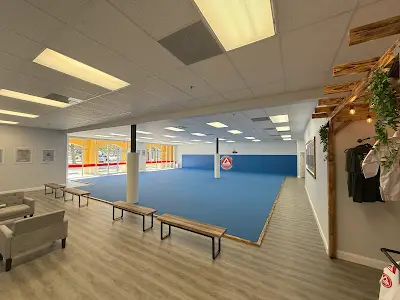Gracie Barra Brandon - Brazilian Jiu-Jitsu & Self-Defense BJJ Academy - photo 2