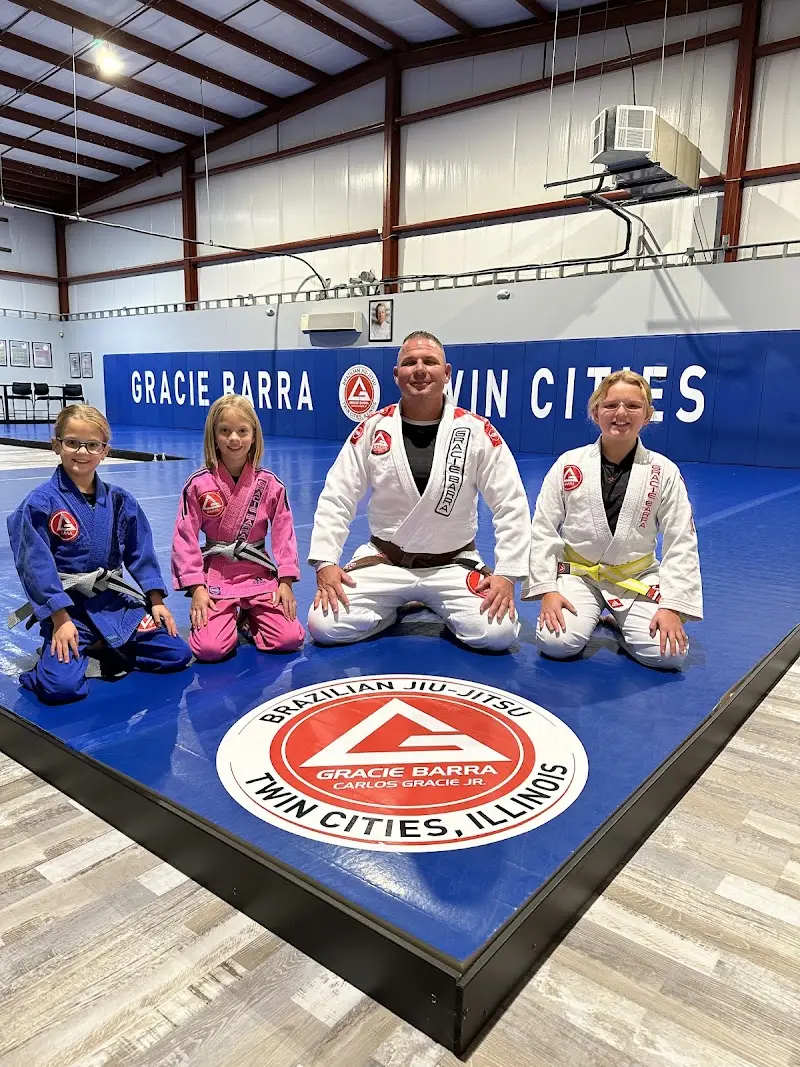 Gracie Barra Brazilian Jiu-Jitsu - Twin Cities, IL BJJ Academy - photo 1