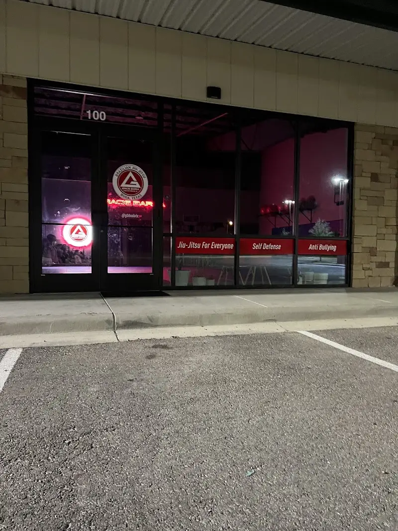 Gracie Barra Buda