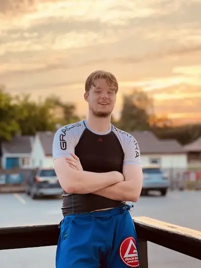 Gracie Barra Burton Jiu-Jitsu and Muay-thai BJJ Academy - photo 2