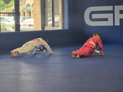 Gracie Barra Columbus - Brazilian Jiu-Jitsu & Self Defense BJJ Academy - photo 4