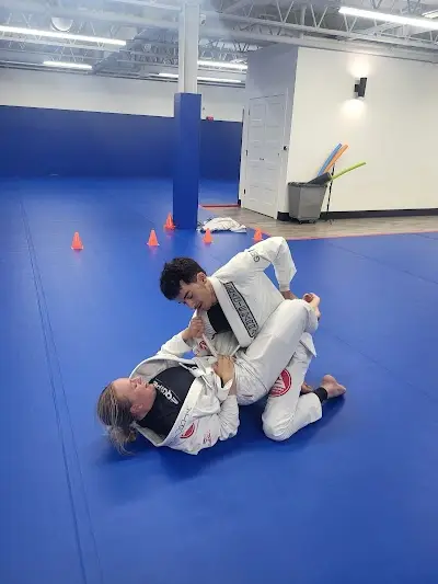 GRACIE BARRA NORTH SALT LAKE - BRAZILIAN JIU-JITSU & SELF-DEFENSE BJJ Academy - photo 2