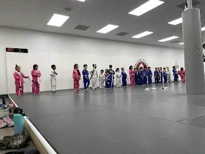 Gracie Barra Northridge Brazilian Jiu-Jitsu & Self Defense BJJ Academy - photo 4