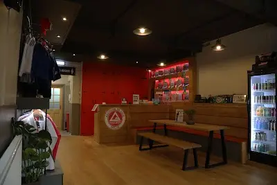 Gracie Barra Oval BJJ Academy - photo 4