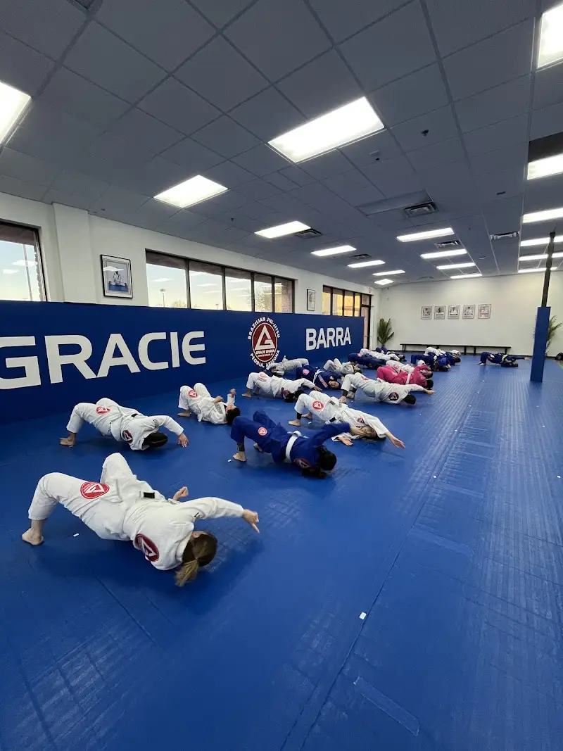 Gracie Barra Peoria - Brazilian Jiu-Jitsu & Self Defense BJJ Academy - photo 1