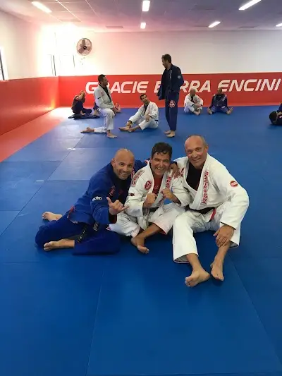 Gracie Barra Sorrento Valley Brazilian Jiu-Jitsu BJJ Academy - photo 4