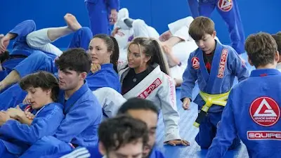 Gracie Barra Sutton Parade BJJ Academy - photo 4