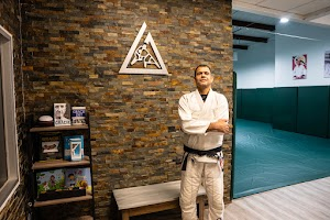 Inside Gracie Jiu Jitsu Houston academy