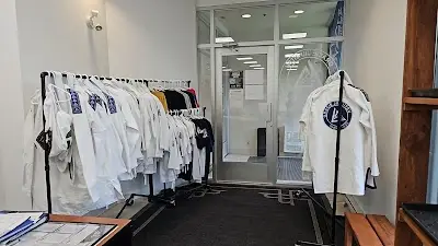 Gracie Jiu-Jitsu St-Nicolas BJJ Academy - photo 3