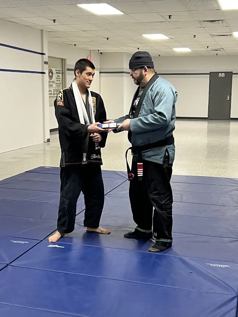 Gracie Underground Brazilian Jiu Jitsu And Self Defense BJJ Academy - photo 2