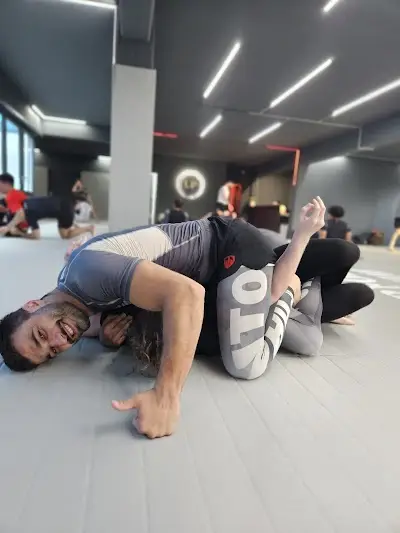 Invariant Jiu-Jitsu - BJJ in Hamburg BJJ Academy - photo 2