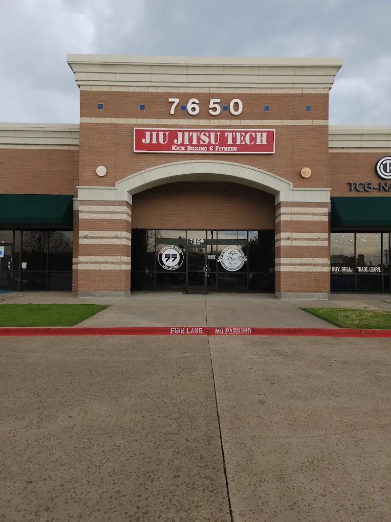 Jiu Jitsu Tech & Muay Thai