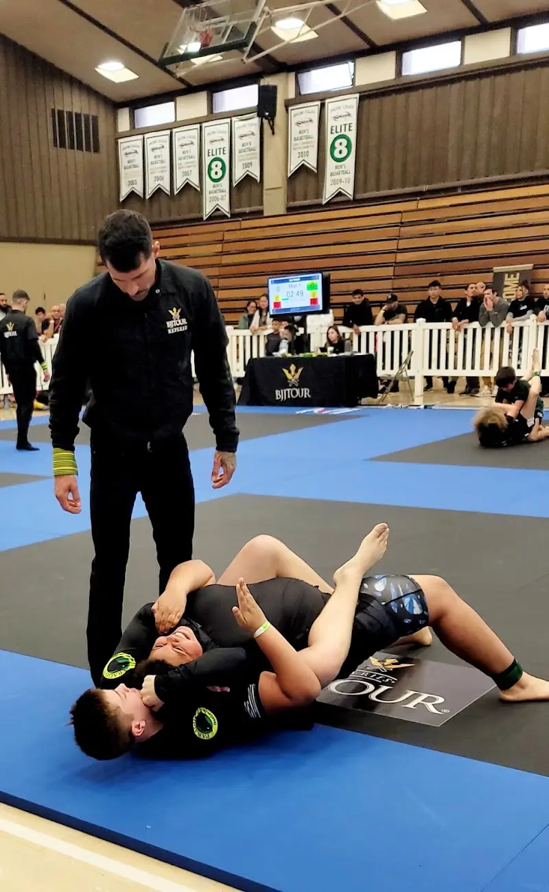 Paragon Brazilian Jiu-Jitsu & Muay Thai Atascadero BJJ Academy - photo 2