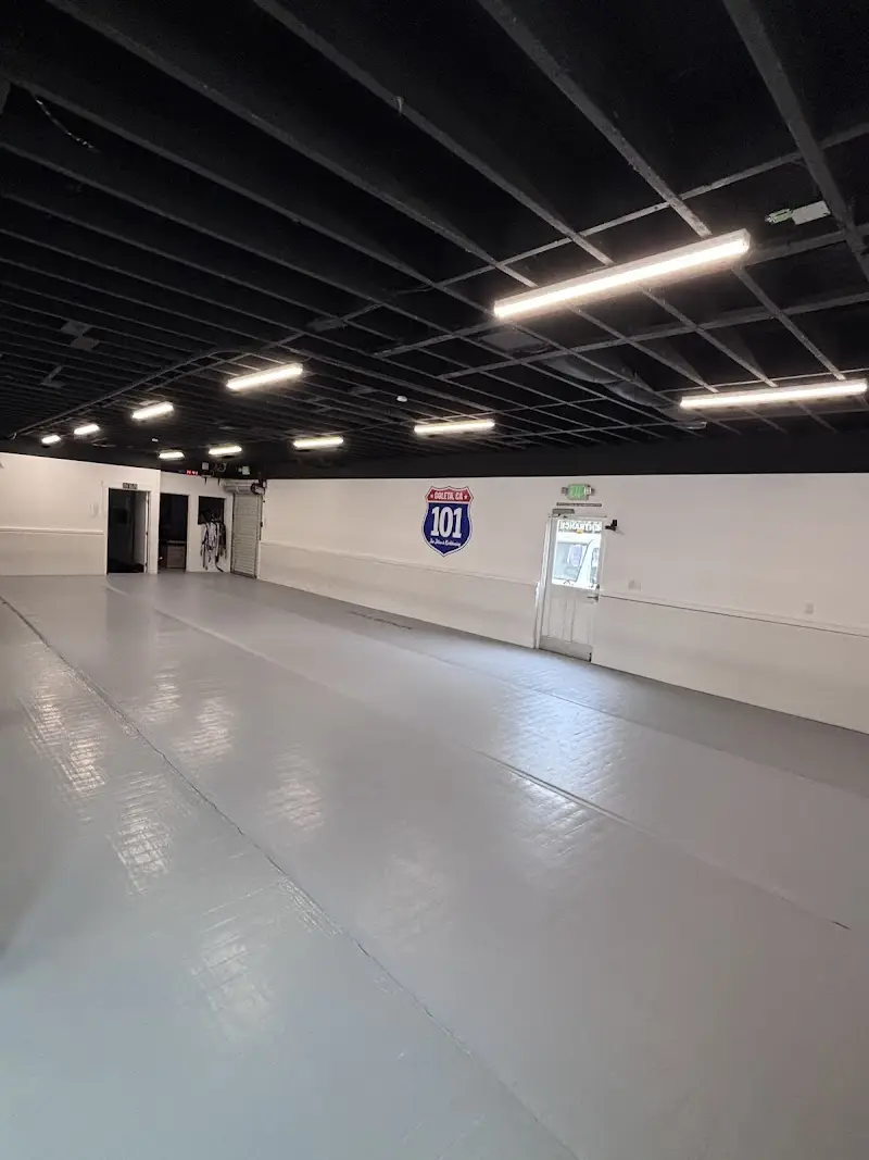 Paragon Goleta Academy | Jiu Jitsu | Boxing | Kickboxing BJJ Academy - photo 1