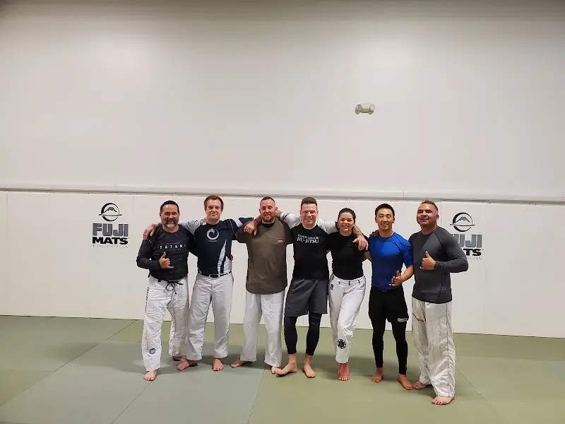 Rising Tide Academy (Columbia) Gracie Jiu-Jitsu - Muay Thai BJJ Academy - photo 2