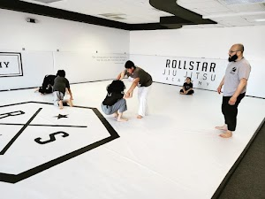 Inside ROLLSTAR Jiu Jitsu Academy academy