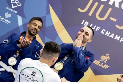 Sequência BJJ Zürich BJJ Academy - photo 1