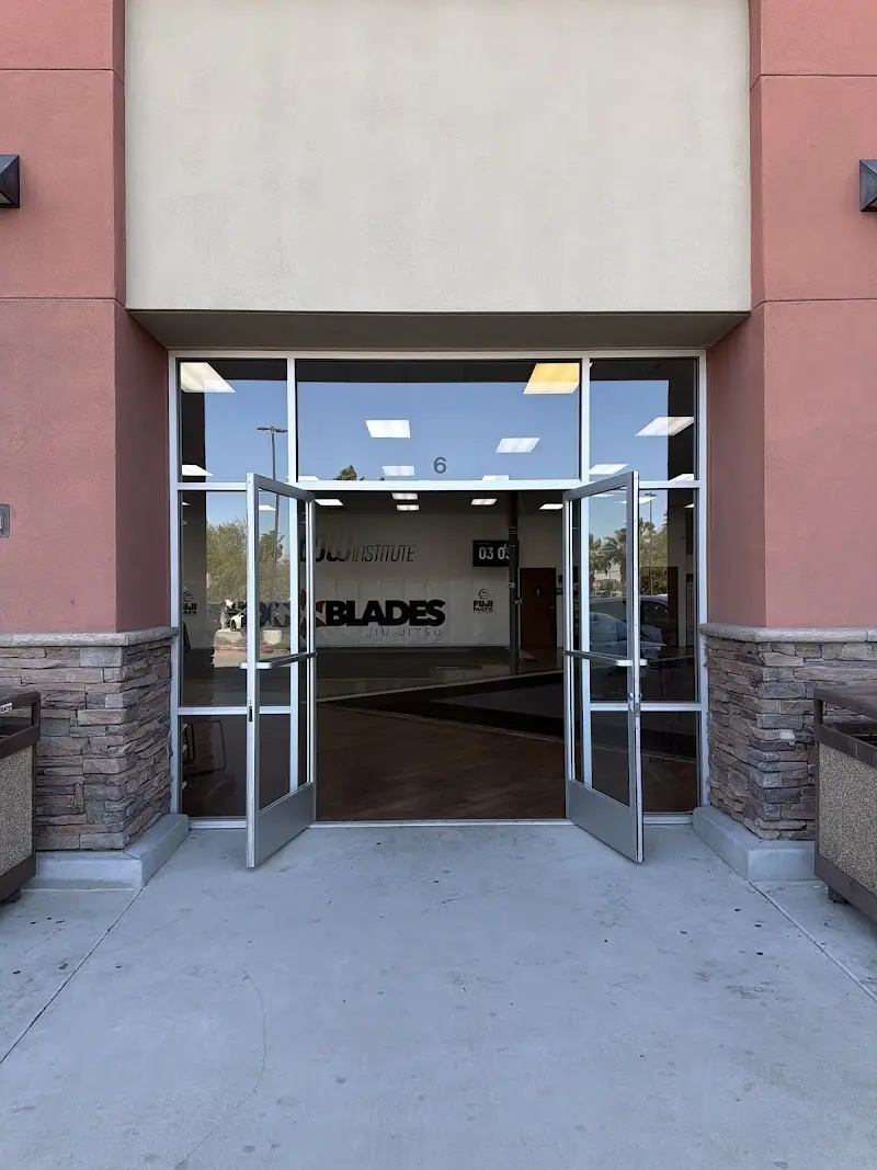 Six Blades Jiu Jitsu La Quinta BJJ Academy - photo 2