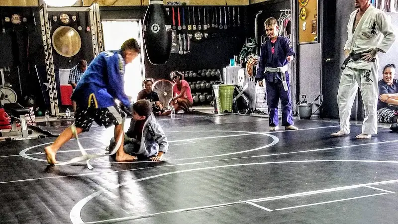 Strong Arm Brazilian Jiu-Jitsu BJJ Academy - photo 2