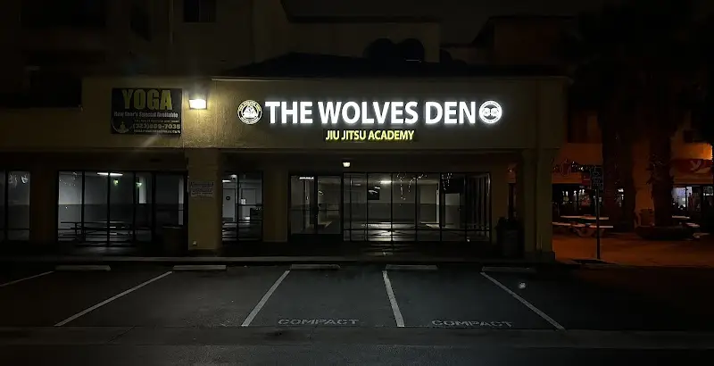 The Wolves Den Carlson Gracie South Gate BJJ Academy - photo 2