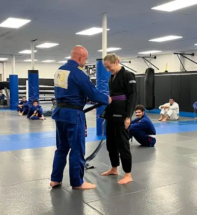 Ultimate MMA & Jiu-jitsu Training Center BJJ Academy - photo 4