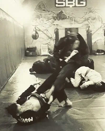Wilmslow Brazilian JiuJitsu / SBG Cheshire BJJ Academy - photo 4
