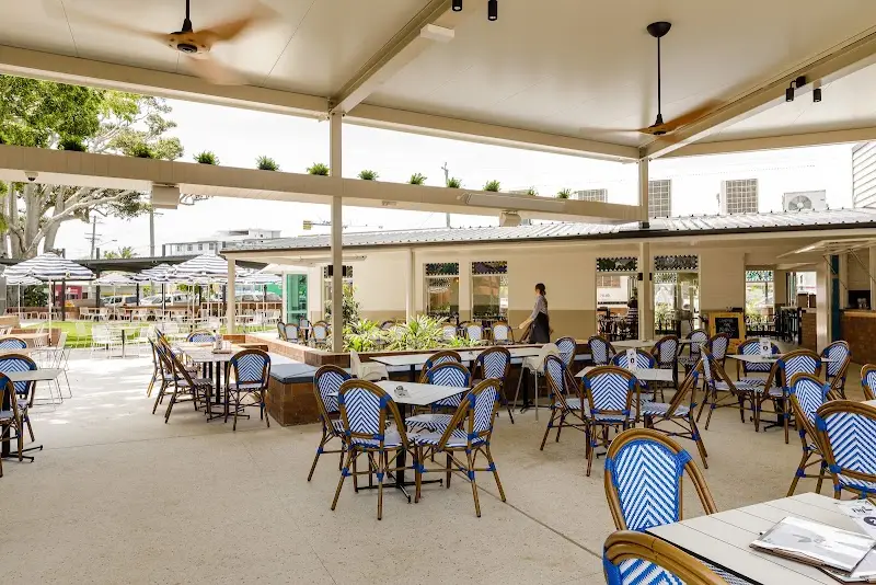 Waterloo Bay Hotel