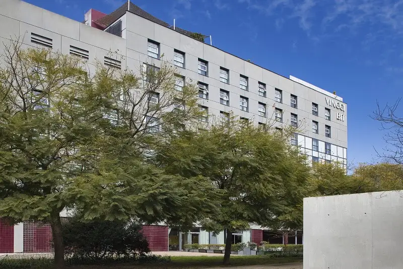 Hotel Vincci Bit