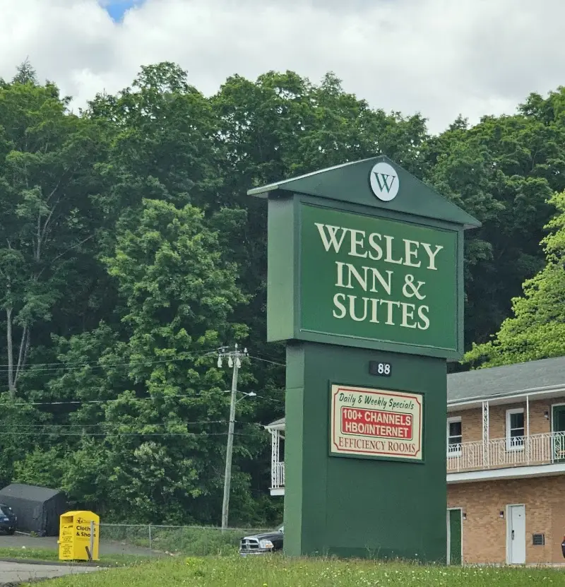 Wesley Inn & Suites