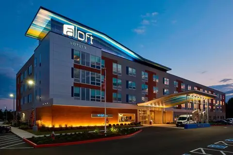 Aloft by Marriott Cleveland Airport