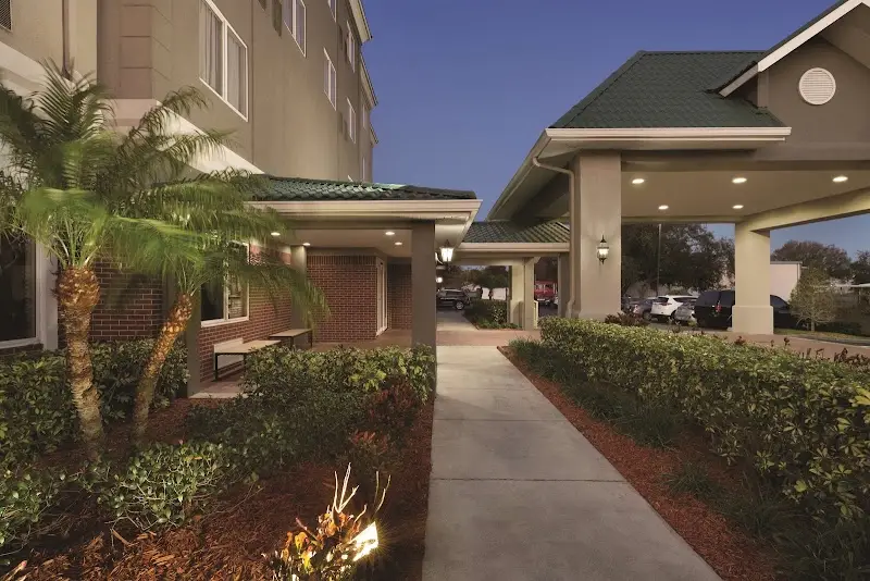 Country Inn & Suites by Radisson, St. Petersburg - Clearwater, FL
