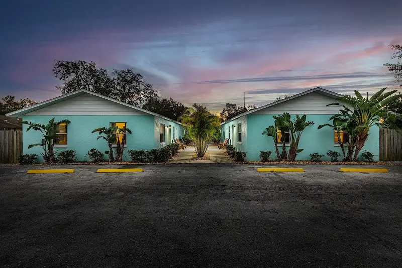 Suites of Tarpon Springs