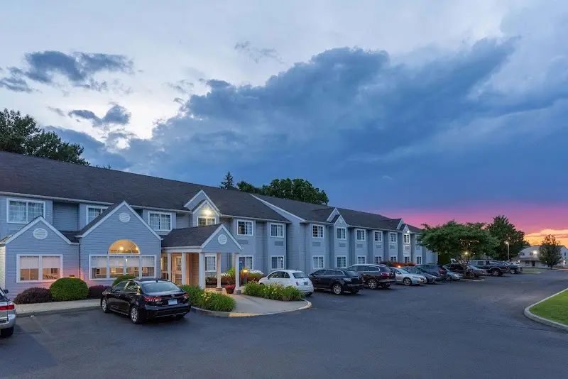 Microtel Inn & Suites by Wyndham Bethel/Danbury