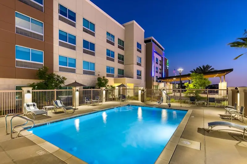 Holiday Inn Express & Suites Moreno Valley - Riverside by IHG