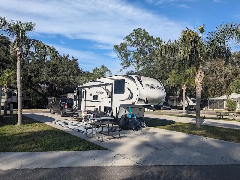 Tampa East RV Resort (The Rainbow Entrance)
