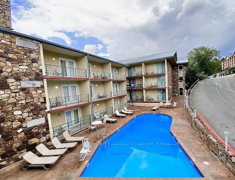 Reagan Resorts Inn