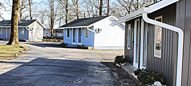 Knotty Pine Motel