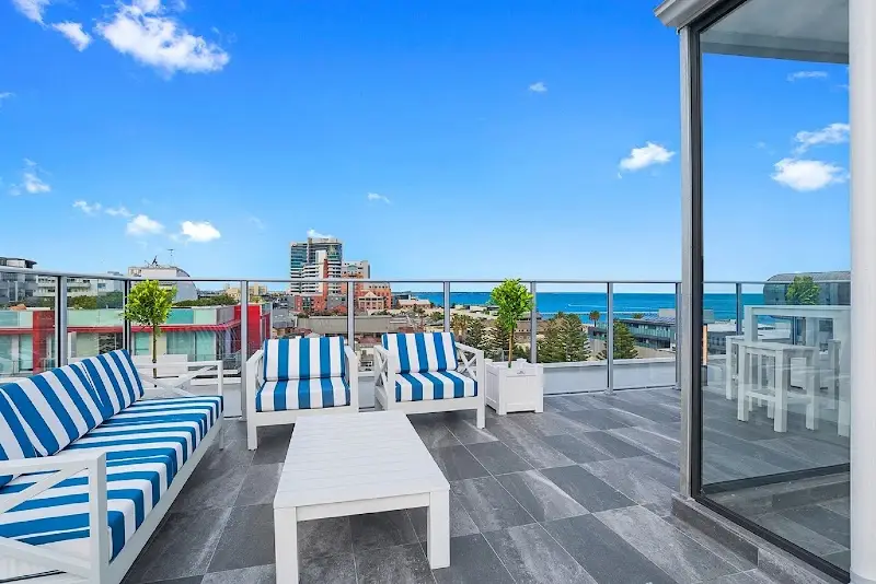 The Hamptons Apartments - Port Melbourne Apartment Hotel
