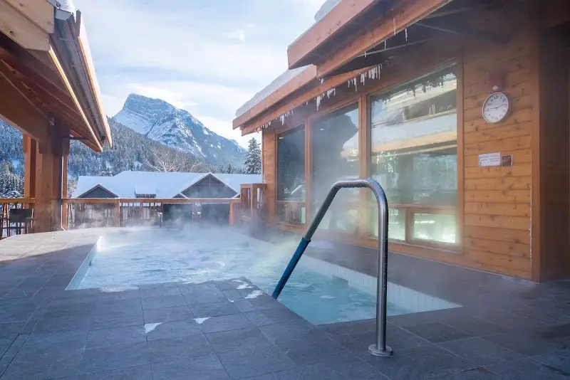 Moose Hotel & Suites