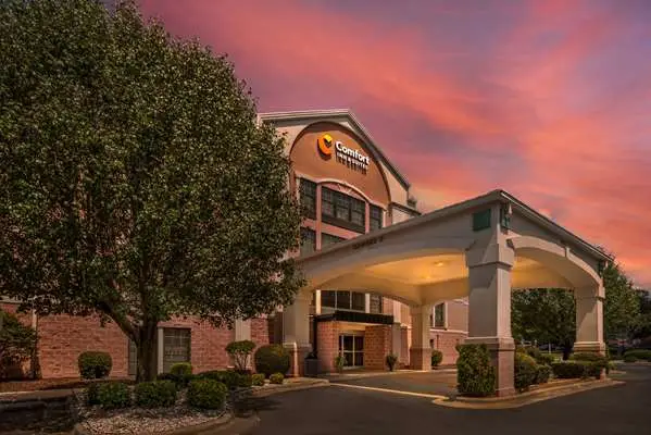 Comfort Inn & Suites Cornelius Lake Norman