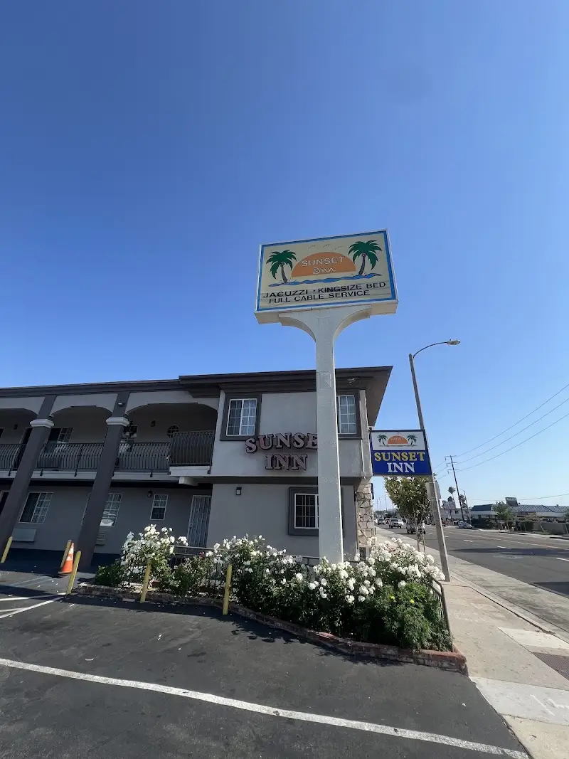 Sunset Inn